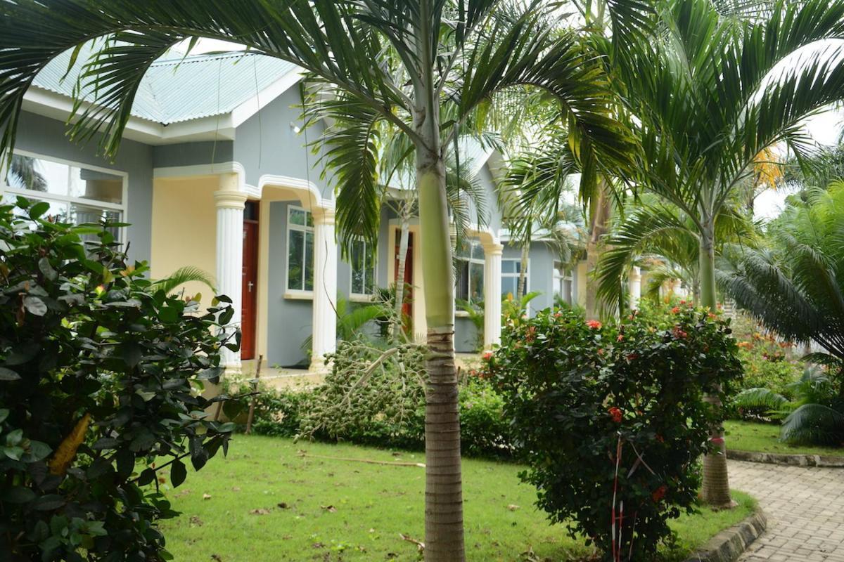 Kimere Resort Bagamoyo Esterno foto